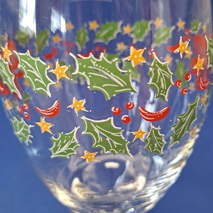 Lot 4 LIBBEY Christmas HOLLY BERRY Glass Ice Tea GOBLETS Stemmed Wine Bow Ribbon
