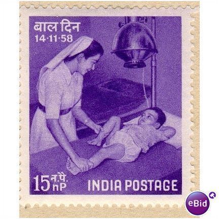 India 1958 - SG 419 - Nurse & Child 15np violet - unused hinged