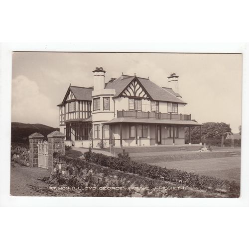 Rt Hon David Lloyd George's House Criccieth Postcard RP Caernarfonshire