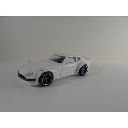 Hotwheels Hot Wheels Custom Datsun 240z 2016 (white) good condition