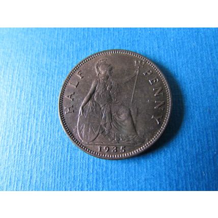 1935 GEROGE V HALFPENNY LOW MINTAGE FREE POST. (gg)