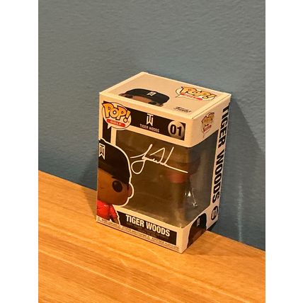 Funko Pop! Golf - Tiger Woods #01 Facsimile Laser Autographed (Box & Protector)