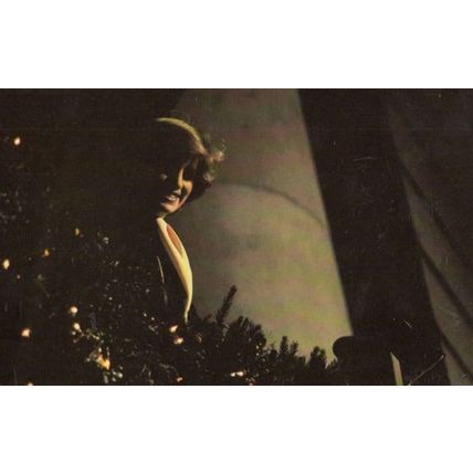 Princess Diana Turns On Christmas Lights In London in 1981 Royal Postcard