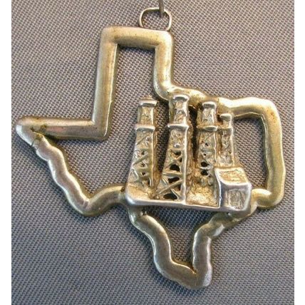 VINTAGE TEXAS SHAPED "WOOD OIL WELLS" STERLING SILVER CHARM PENDANT