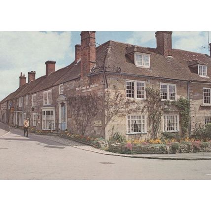The Lamb at Hindon 17th Century Wiltshire Pub Hotel Postcard