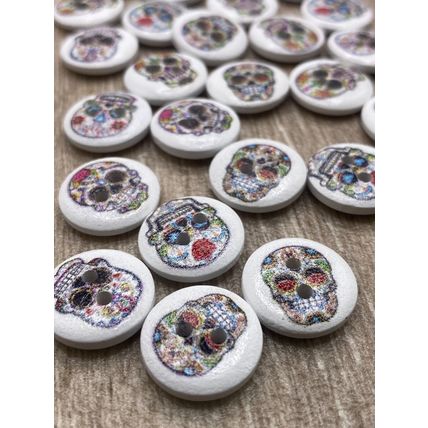 15mm Wooden Buttons Skull Pattern Sewing Scrapbooking Decoration Knitting Crafts