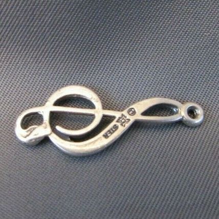 STERLING SILVER TREBLE CLEF MUSIC NOTE MUSICAL NOTE PENDANT CHARM