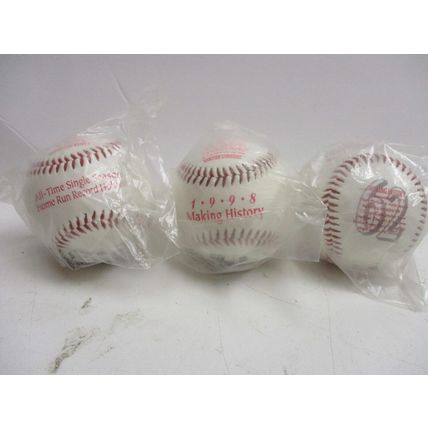 1998 World Series Baseballs Ohtani,Mark McGwire #25,Mark McGwire September 8 #62