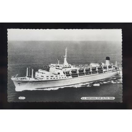 LS1951 - Shaw Savill Liner - Northern Star - postcard