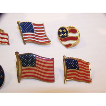 MIXED LOT OF HAT PINS - US NAVY AMERICAN FLAGS