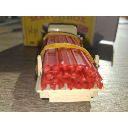 Matchbox No58 Girder Truck with replica box