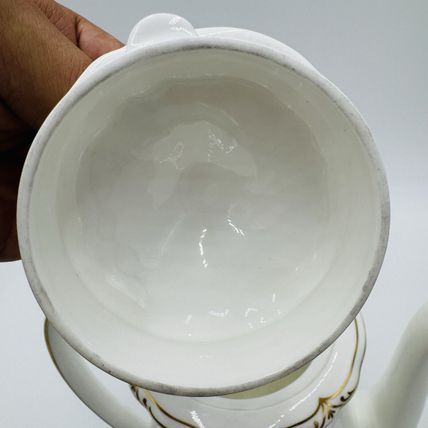 Wedgwood England Ashbury Bone China Coffee /Tea pot Blue White Gold Rim Large