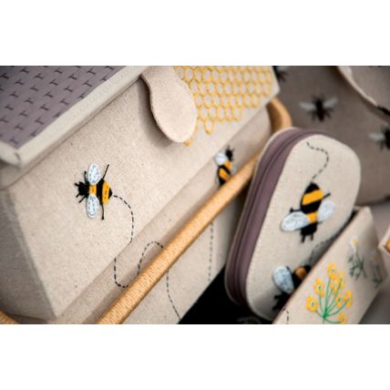 Hobbygift Large Beehive Sewing Basket with Drawer (HGNOVXL347)