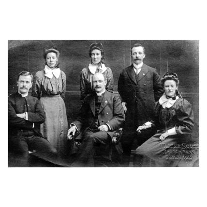 pt9506 - Mission Staff , Bradford , Yorkshire - print 6x4