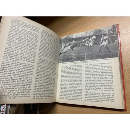 1967 "THE ALL STARS FOOTBALL BOOK No.7" UK SOCCER ANNUAL HARDBACK BOOK (P4)
