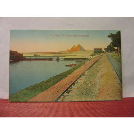 La ROUTE des PYRAMIDES, Le CAIRE, EGYPT vintage unused postcard =