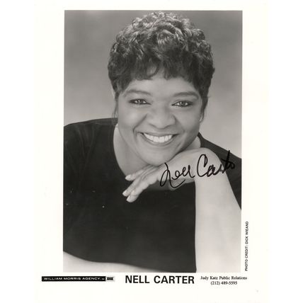 Nell Carter Gimme A Break Singer 10x8 Hand Signed Photo