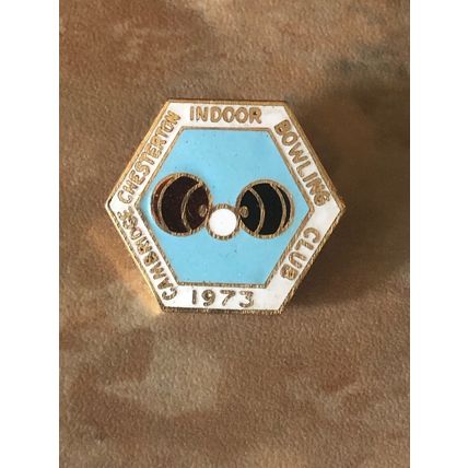 Chesterton Cambridge indoor bowling club 1973 bowling bowls badge