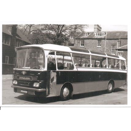 Black & White Photograph of Samuelson New Transport Co. Ltd. - DYM 452C