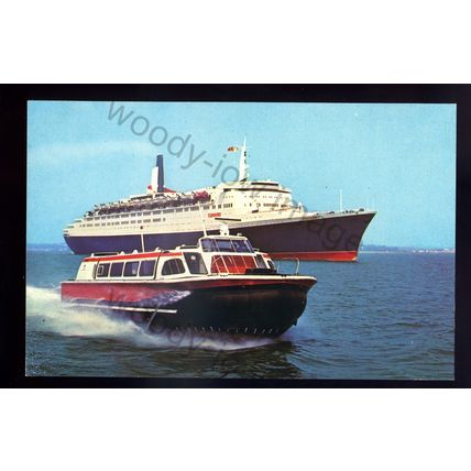LS2683 - Cunard Liner - Queen Elizabeth 2 & Hovercraft - Bt.1969 - postcard