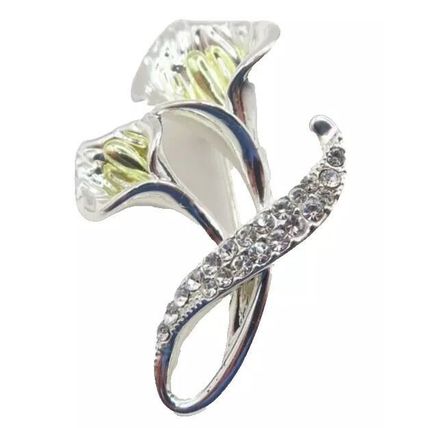 Calla Lily Brooch Silver Coloured 3 CM Boxed Gift Ladies Jewellery Fashion