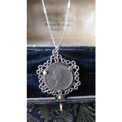 Antique Vintage 1958 Silver Queen Elizabeth II Coin Pendant on 18 inch Chain