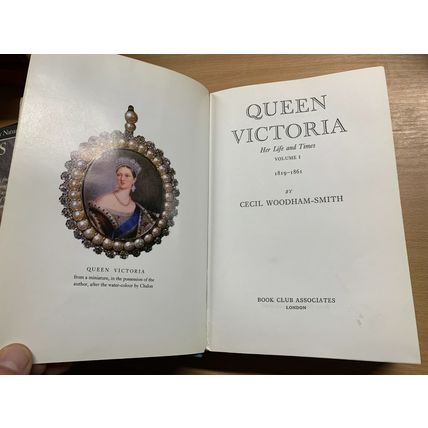 1973 "QUEEN VICTORIA HER LIFE & TIMES 1819-1861" CECIL WOODHAM-SMITH BOOK (P6)