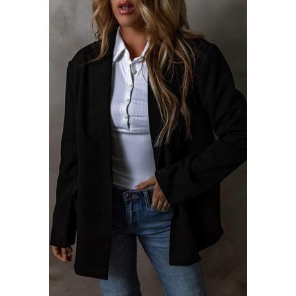 Black Lapel Flap Pocket Buttoned Blazer