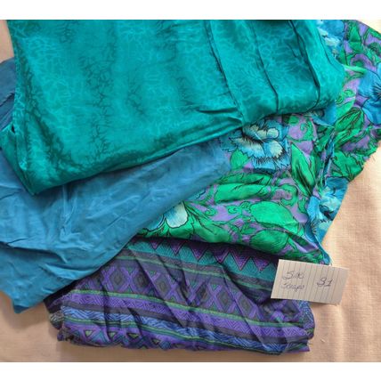 S1 100% Silk Scrap Fabric Lot Material Reclaimed clothing over 3 oz Crafting