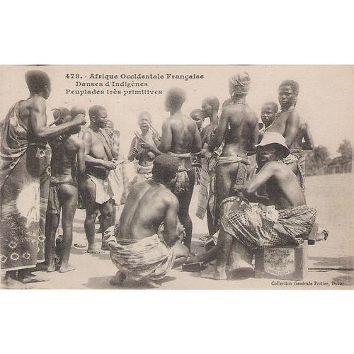 CARTE POSTALE - AFRIQUE NOIRE - DANSES INDIGENES
