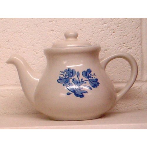 PFALTZGRAFF ' YORKTOWNE ' TEA POT