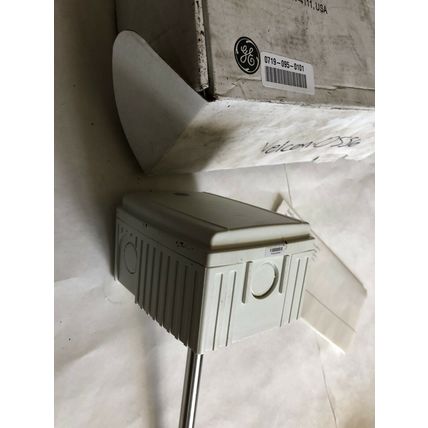 GE INDUSTRIAL SENSING DP-D HUMITRAC OUTSIDE AIR/DUCT MOUNT DEWPOINT TRANSMI,DF