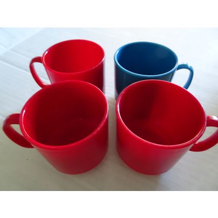 Silite Cups - 4309 Childrens Plastic Cups - 1 Blue 3 Red - Hard Plastic Set Of 4