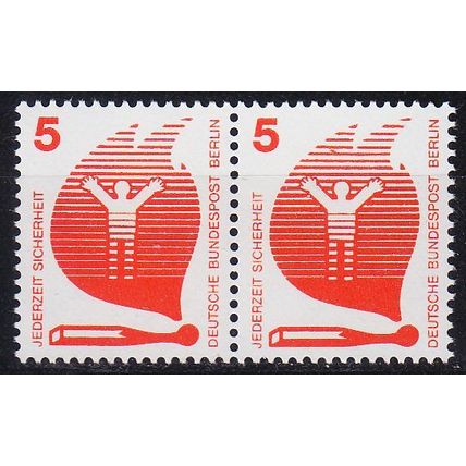 GERMANY BERLIN [1971] MiNr 0402 ( **/mnh ) [02] Unfall 2er