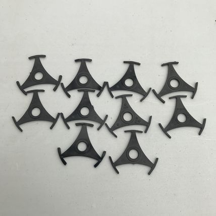 10 plastic centres for 7" Imported records 1-25