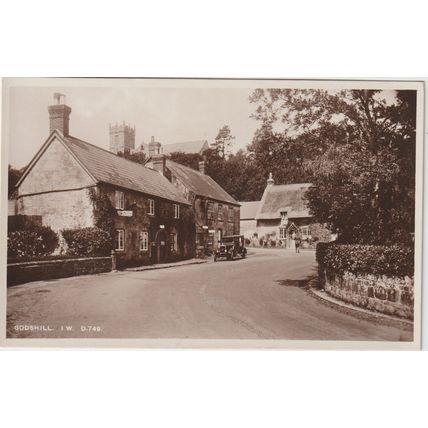 Godshill Inc Essex Cottage Tea Rooms The Isle Of Wight Postcard (QIOW0193)