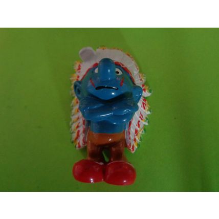 Indian Chief smurf with coloured feathers