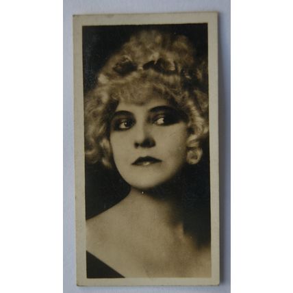 1928 Sarony National Types of Beauty No. 21 Hungary