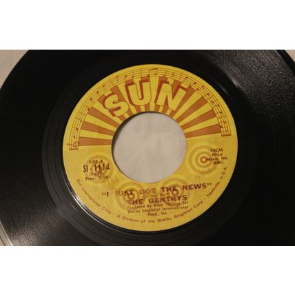 The Gentrys 45-CINNAMON GIRL/I JUST GOT THE NEWS