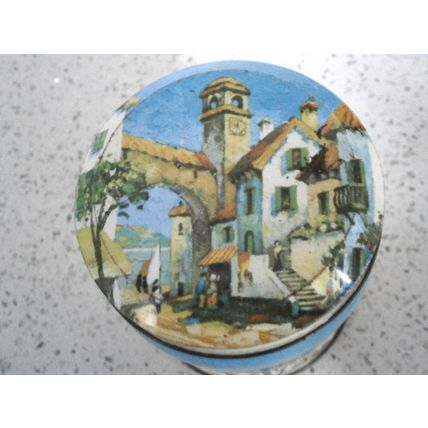 Kemps Biscuits Ltd Lincs Small Vintage Tin With Continental Oil Painting Design