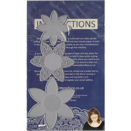 Tattered Lace. Lavish Blooms Lily Die Set. Die Cutting Cardmaking Scrapbooking