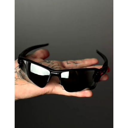 Flak 2.0 Polarized Magnifying Sunglasses