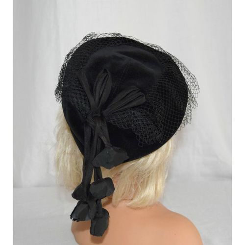 Womens Vintage 1940 Black Pill Box Hat
