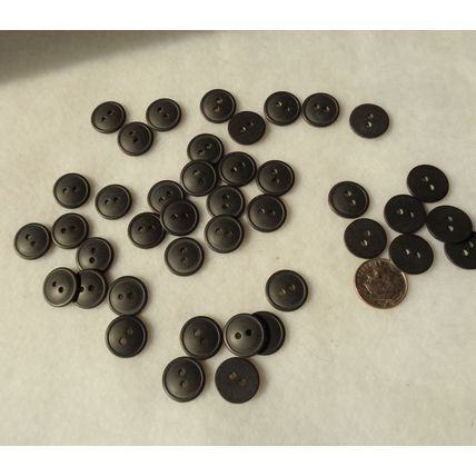 MM40 Dark Gray Black 2 Hole Round Buttons 15mm 9/16 40 Pieces Sewing Crafting