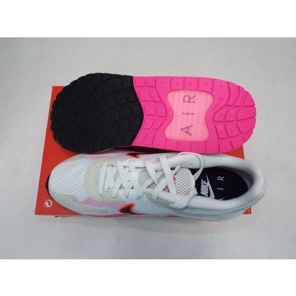 Womens 10 Nike Air Max Solo White Red Hot Pink Shoes FN0784-102 Heel Compression