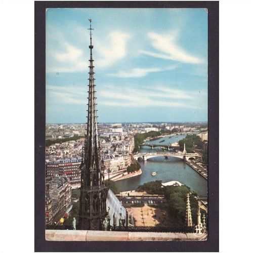 FRANCE POST CARD .. PARIS THE SEINE AND NOTRE DAME - NICE COLOURED UNUSED
