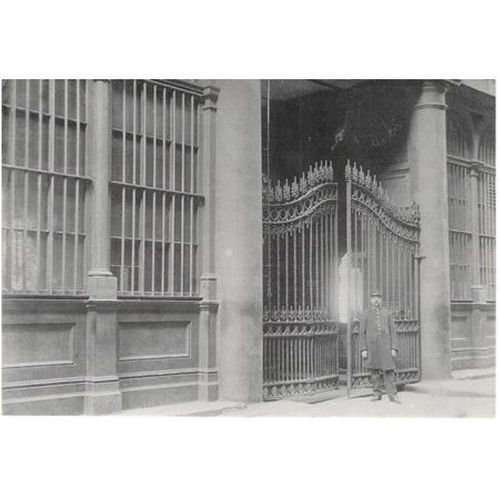 London - Butlers Wharf, Southwark - main entrance gates 1900 - modern postcard