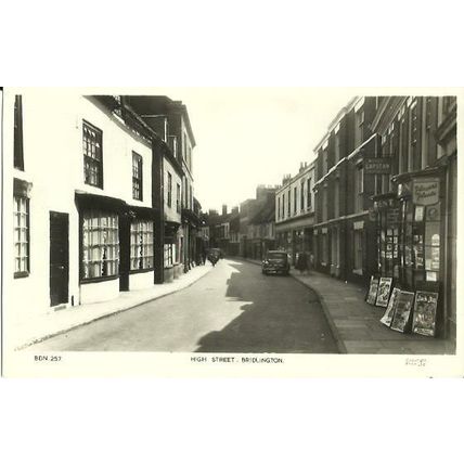 Yorkshire BRIDLINGTON High Street Postcard (Frith BDN.257)