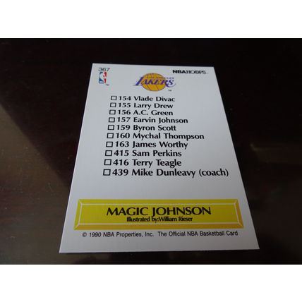 1990-91 NBA Hoops Card # 367 Magic Johnson UER Mint (9) Los Angeles Lakers (SB)