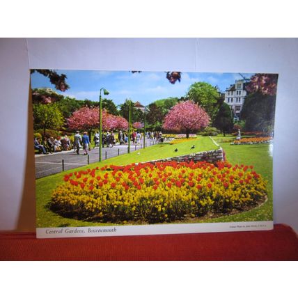CENTRAL GARDENS, BOURNEMOUTH unused postcard by John Hinde 1971 =